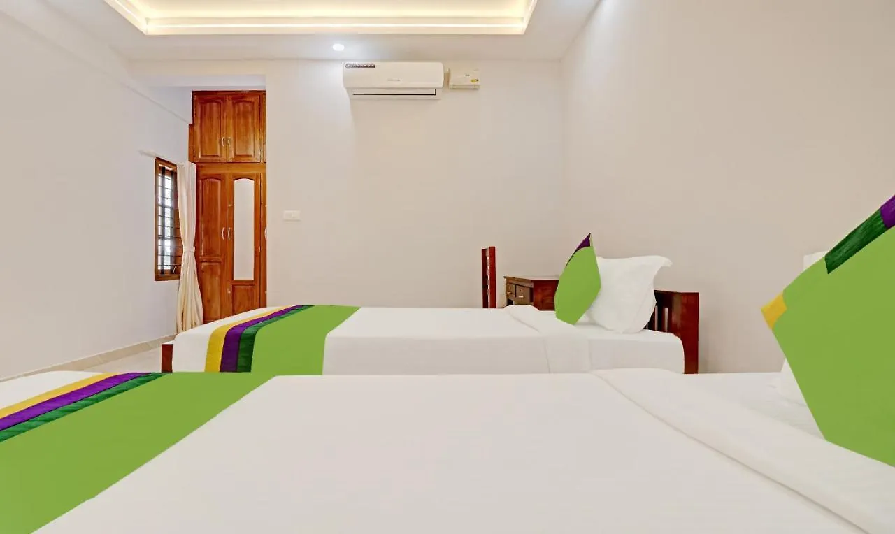 Itsy Hotels Palm Grove By D2V Коччи